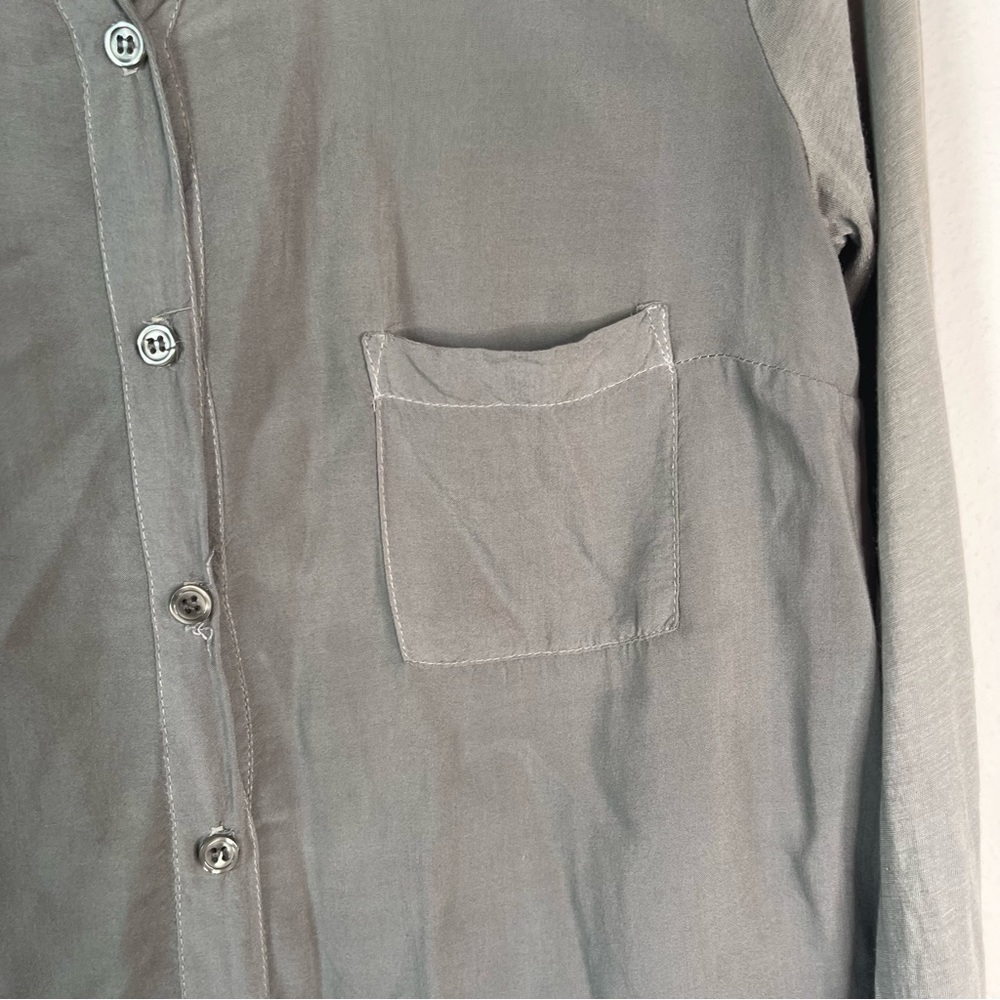 Splendid Long Sleeve Gray Button-Down Collared Bl… - image 4